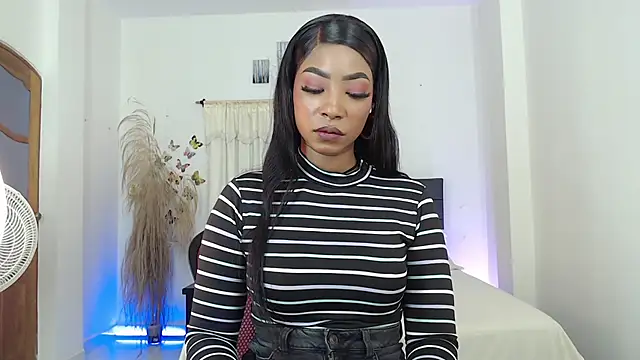 samantha-rose2 online show from September 13, 5:15 am