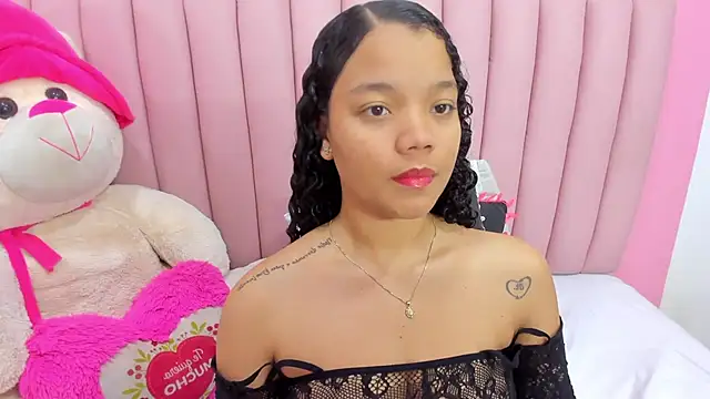 ISABELLA 020 online show from February 17, 1:21 pm