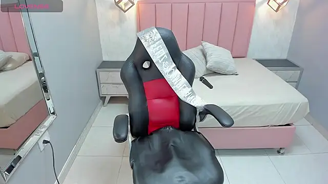 chelsyquinn online show from June 30, 4:12 am