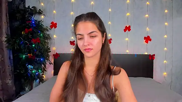 Milana Crystal  online show from December 22, 8:17 am