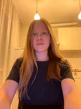 Snapshot of Eva_Weyne chatting on September 17, 8:18 pm Eva Weyne online show from September 17, 8:18 pm
