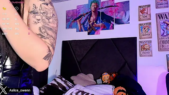 Aliceowenn online show from November 25, 10:32 pm