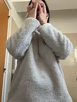 RoxiBlack online show from December 16, 7:58 am