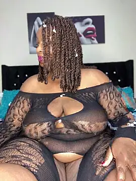 MsWhiteChocolatte online show from May 29, 5:22 pm