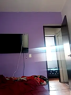 Laura martin  online show from December 21, 7:40 pm