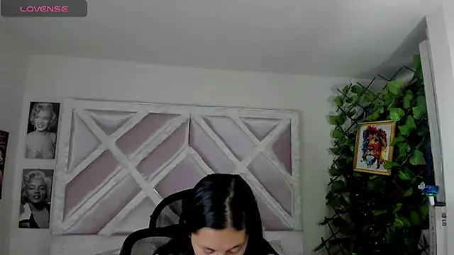 Murieel 69 online show from July 7, 1:14 pm