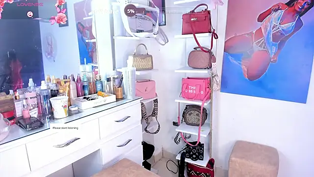 CandyRoxx1  online show from November 4, 9:42 pm