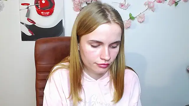 MargaritaKiss online show from November 11, 9:45 pm