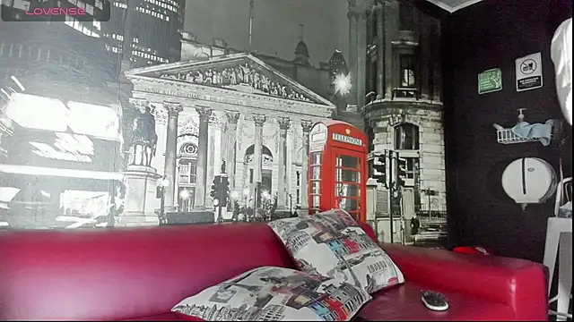 CloeRodriguez online show from February 14, 8:55 pm