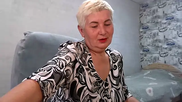 NicoleOlla online show from September 29, 3:22 am