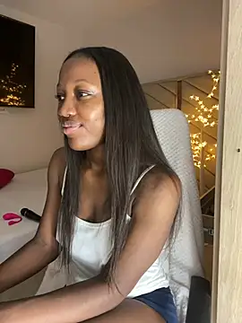 kellya  online show from April 10, 8:37 pm