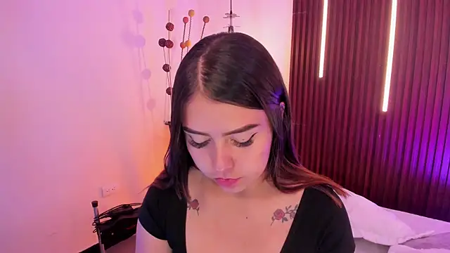 ArianaBaker online show from April 21, 3:19 pm