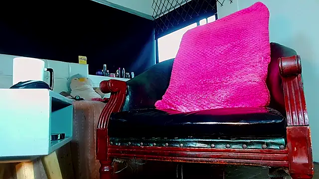 bellatrixx 69 online show from January 17, 11:50 am