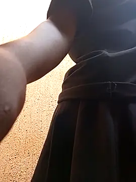 Swirly blac online show from February 24, 1:10 pm