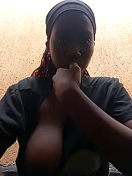 Swirly blac online show from March 10, 7:45 am