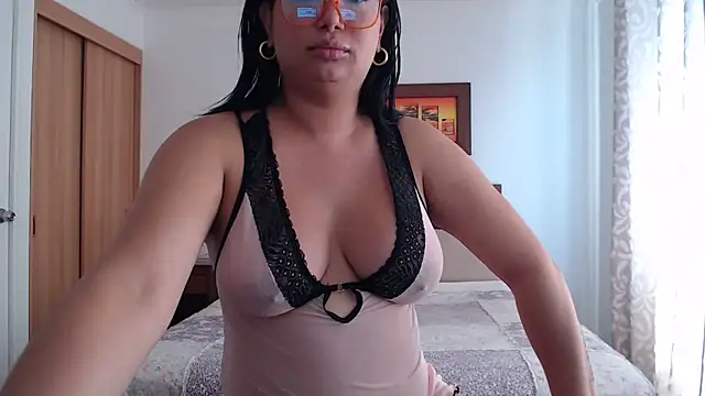 flowerdirtty online show from February 20, 3:46 pm