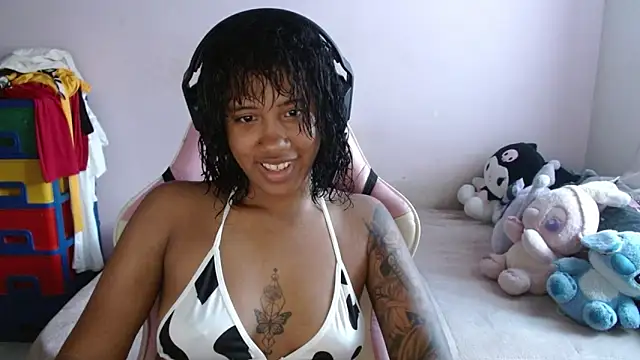 TiffanyRoouse online show from October 5, 9:53 pm