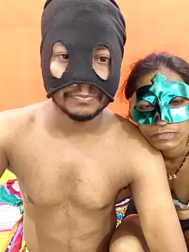 sexycouplemh09 online show from March 2, 5:19 pm