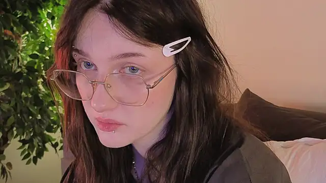 ELLIEJAY online show from November 20, 5:19 am