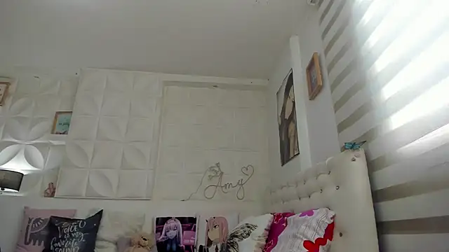 Ammy Queen online show from October 25, 8:15 pm