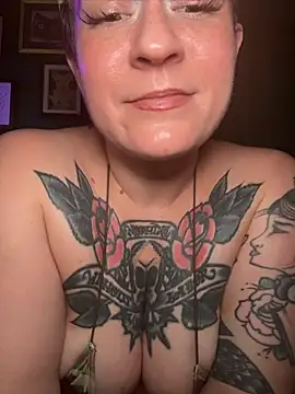 quinnmariexo online show from July 10, 10:32 pm