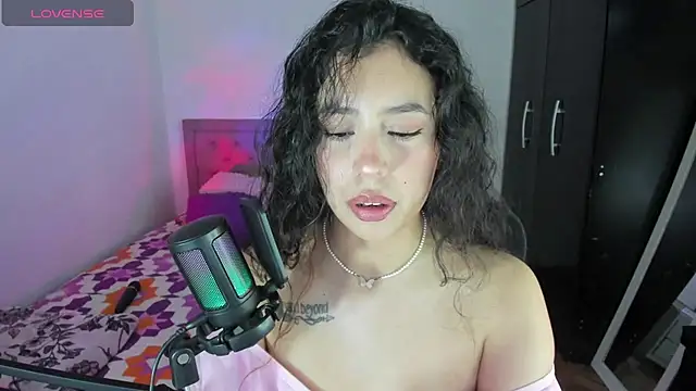 youpinkgirl  online show from November 5, 9:42 pm