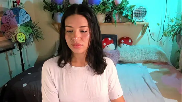 MiaaRose online show from February 3, 6:12 pm