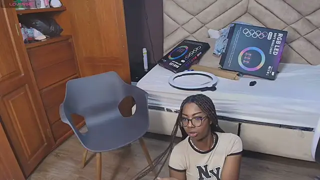 Raquel jones online show from November 14, 12:38 pm