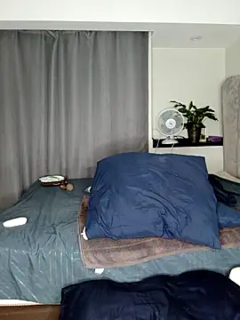 NiftyNora online show from March 16, 12:35 am