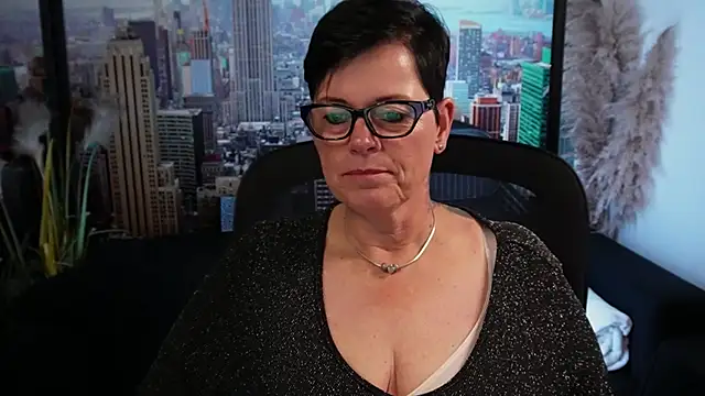 ninarandmann online show from November 1, 7:51 pm