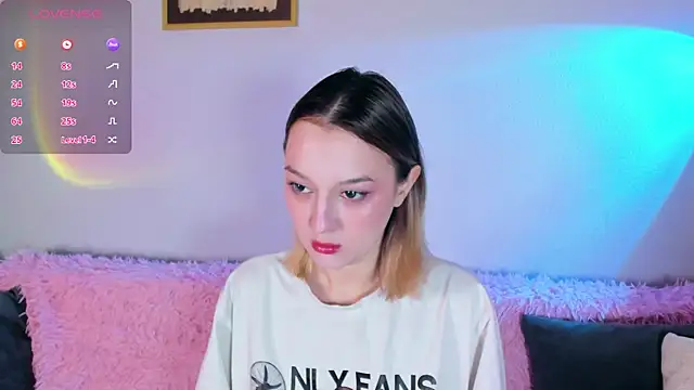  ccrystaa  online show from November 16, 6:48 am