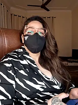 SEXY-Sardarni online show from May 25, 3:33 pm