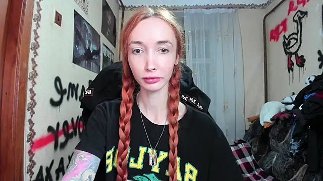 Snapshot of Roxy_Silver chatting on October 13, 4:53 pm Roxy Silver online show from October 13, 4:53 pm