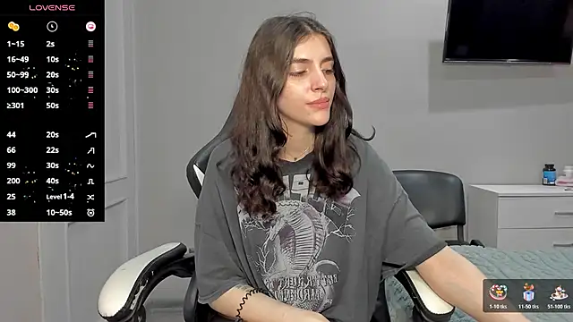 broosnica1 online show from October 28, 10:32 am