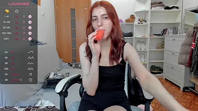 broosnica1 online show from May 10, 10:06 am