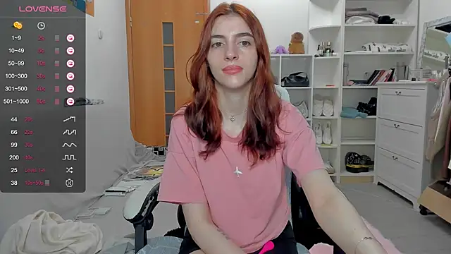 broosnica1 online show from June 2, 8:48 am