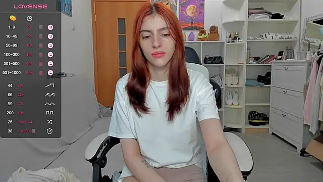 broosnica1 online show from June 21, 5:44 am