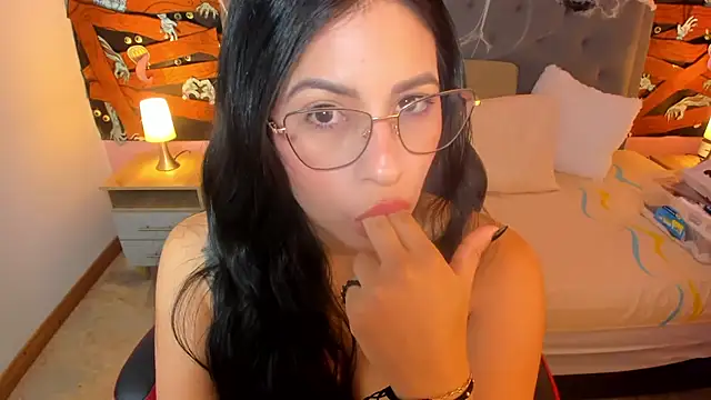Latin Rachell3 online show from October 20, 10:46 pm