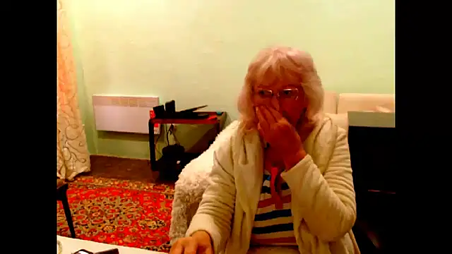 Snapshot of Natali7634 chatting on October 6, 5:02 am Natali7634 online show from October 6, 5:02 am