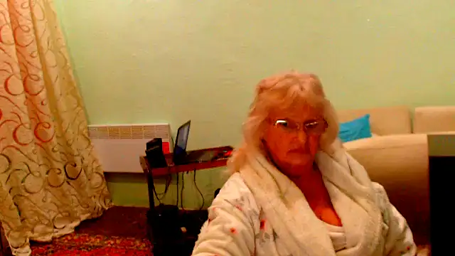 Snapshot of Natali7634 chatting on October 10, 6:13 pm Natali7634 online show from October 10, 6:13 pm