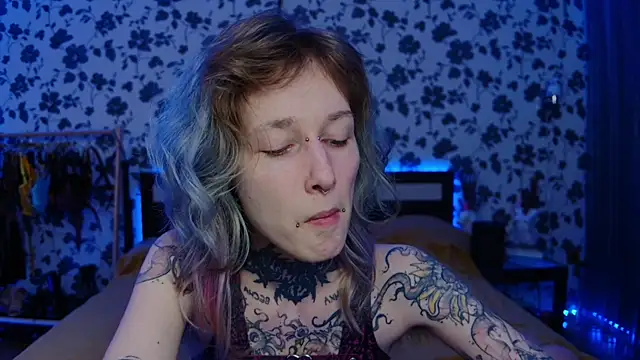 Snapshot of Littlespacemouse chatting on October 9, 1:48 pm Littlespacemouse online show from October 9, 1:48 pm