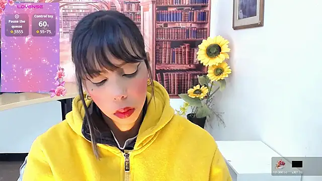Snapshot of Catalella_Ar chatting on October 17, 3:43 am Catalella Ar online show from October 17, 3:43 am