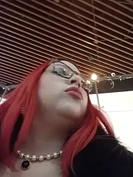 Blair Elliss online show from April 5, 4:06 pm