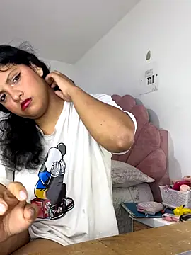 Snapshot of tati__22 chatting on September 17, 5:44 pm tati 22 online show from September 17, 5:44 pm