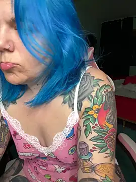 CherryBombBomb online show from January 15, 6:19 am