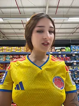 Mon Cherry online show from March 27, 1:18 am