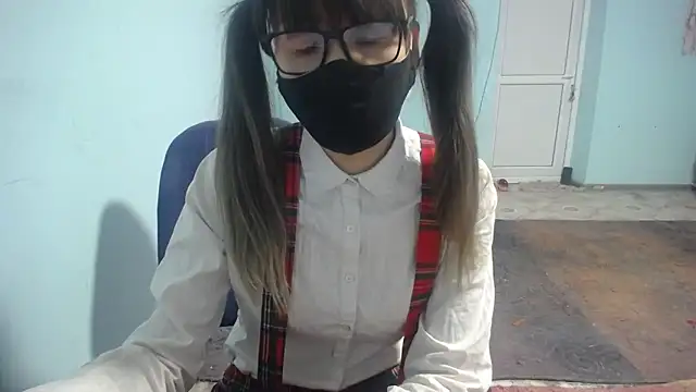 elllaaxx online show from December 4, 3:42 am