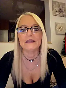 kikkastar online show from December 14, 8:58 pm