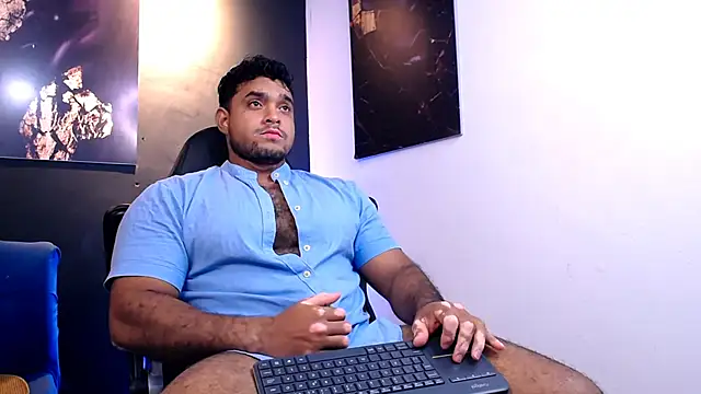 Big furry bear13 online show from December 18, 4:01 pm