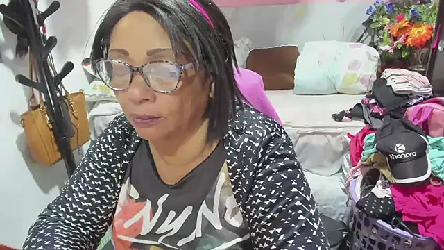 Mrs mommy  online show from June 8, 1:28 am